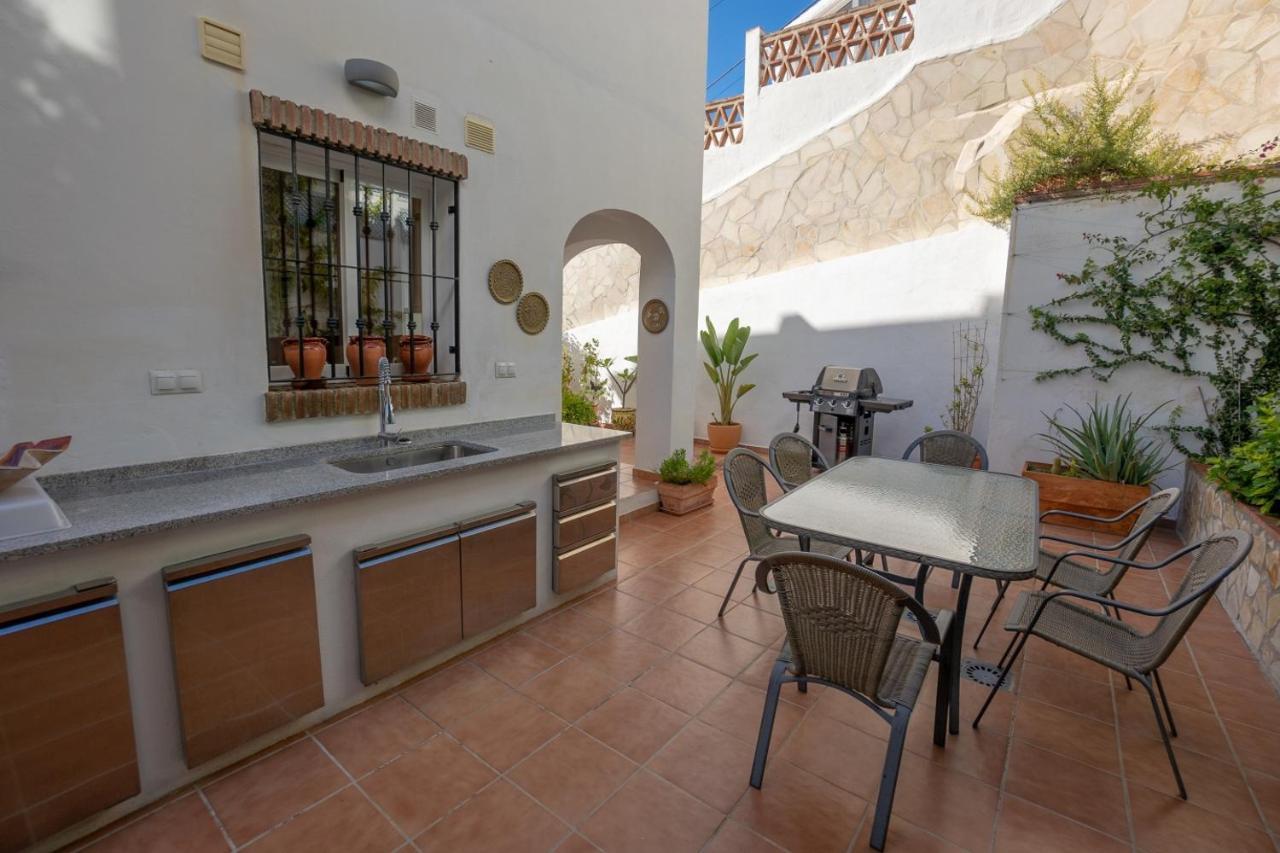 Marina Bella 1F Menyber Apartment Nerja Exterior photo